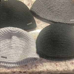 Set of Four Knit Beanies in Black and Gray